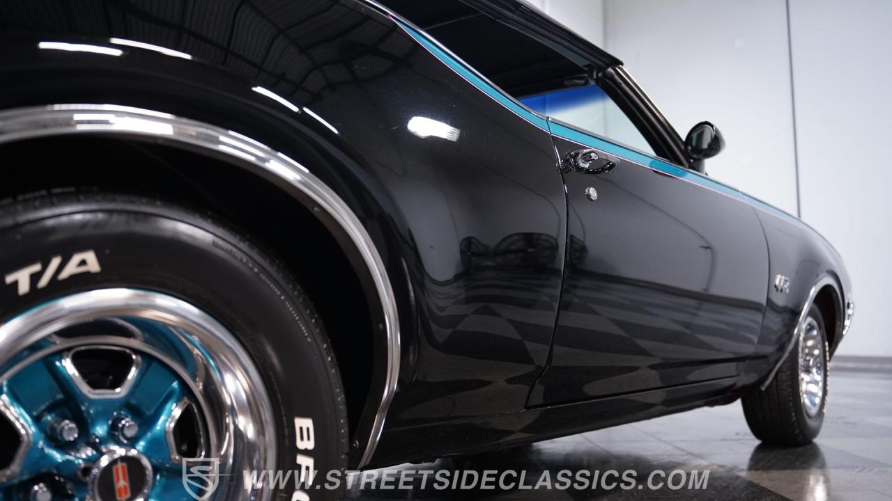 1969 Oldsmobile Cutlass 442 W30 Tribute Convertible