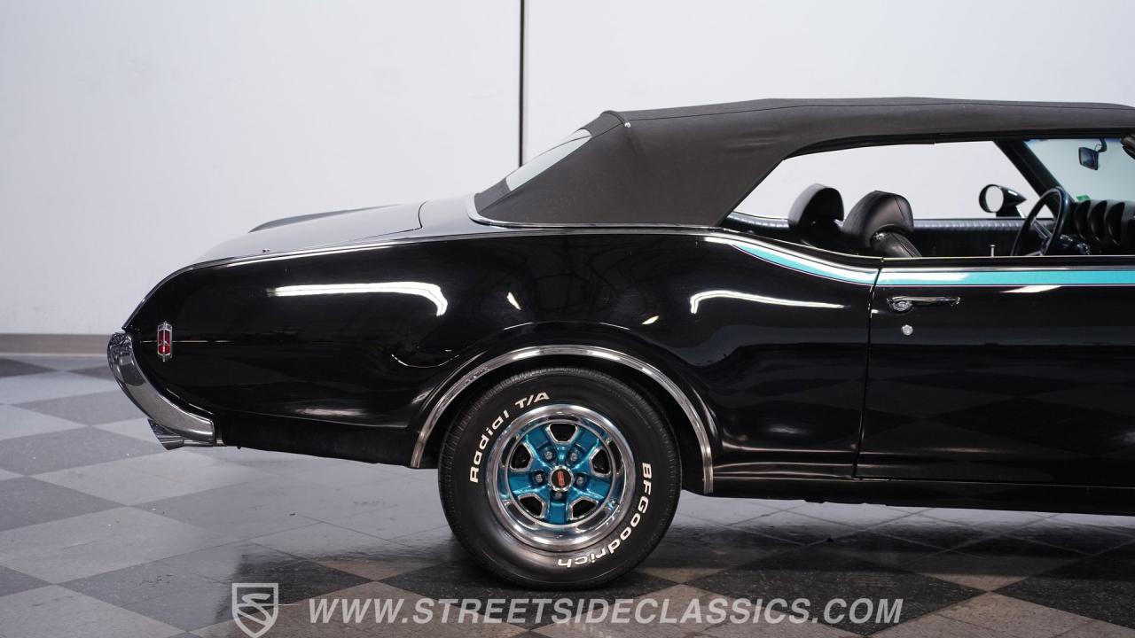 1969 Oldsmobile Cutlass 442 W30 Tribute Convertible
