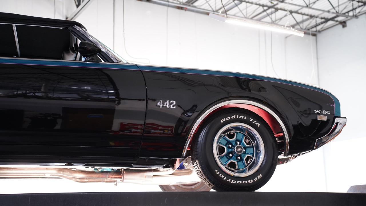 1969 Oldsmobile Cutlass 442 W30 Tribute Convertible