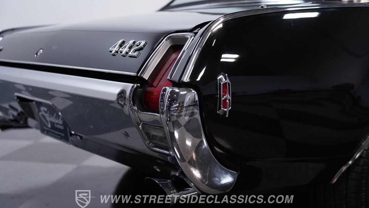 1969 Oldsmobile Cutlass 442 W30 Tribute Convertible