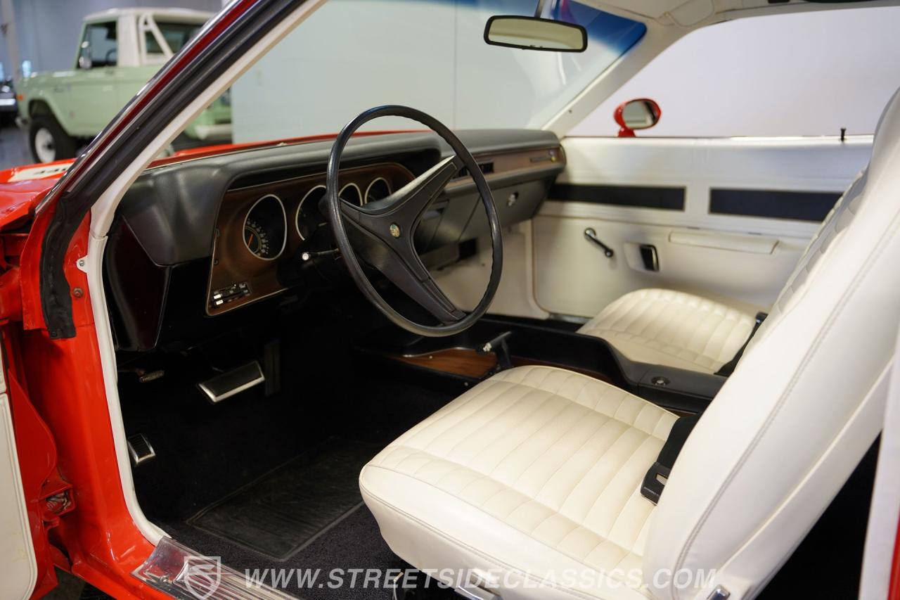 1971 Plymouth Road Runner 440 Six Barrel