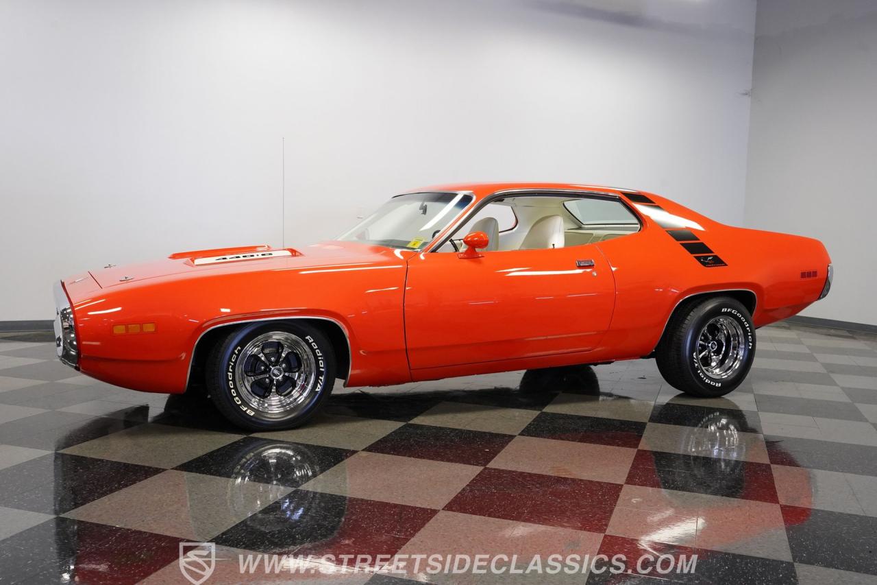 1971 Plymouth Road Runner 440 Six Barrel