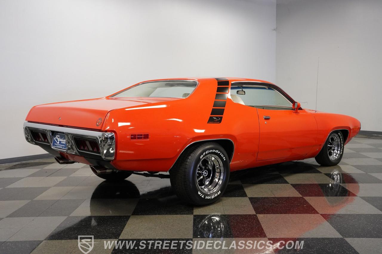 1971 Plymouth Road Runner 440 Six Barrel
