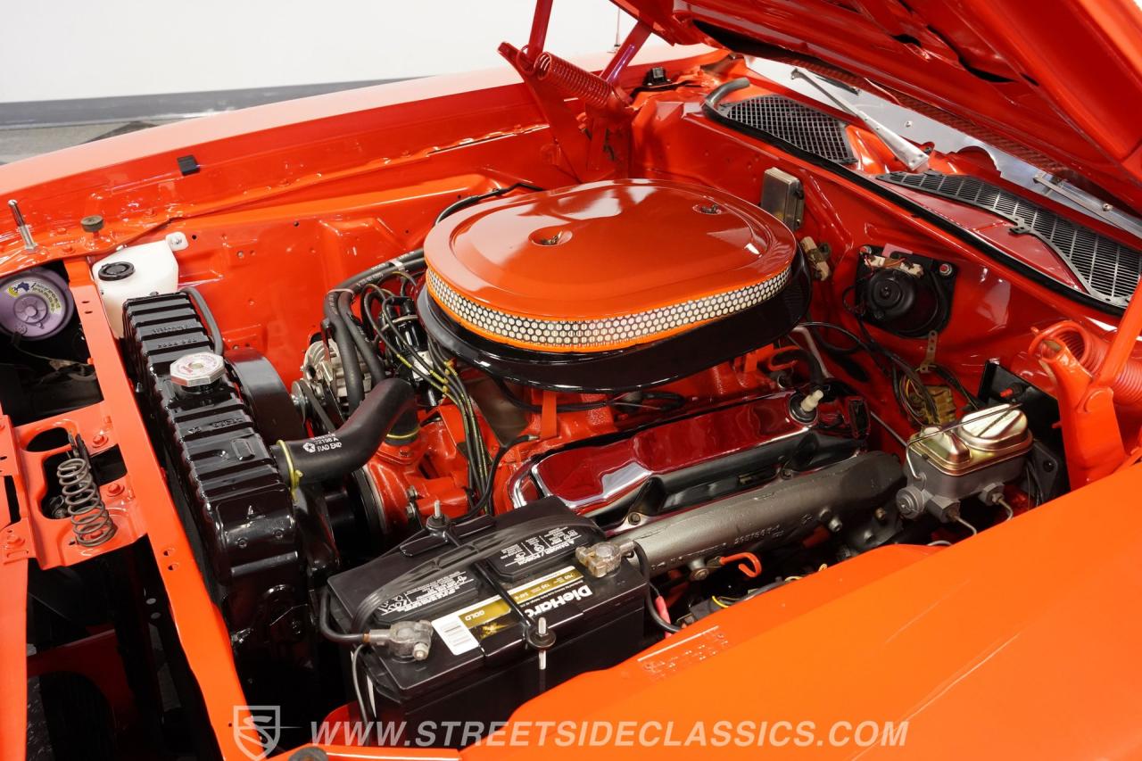 1971 Plymouth Road Runner 440 Six Barrel