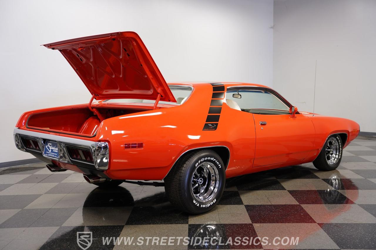 1971 Plymouth Road Runner 440 Six Barrel