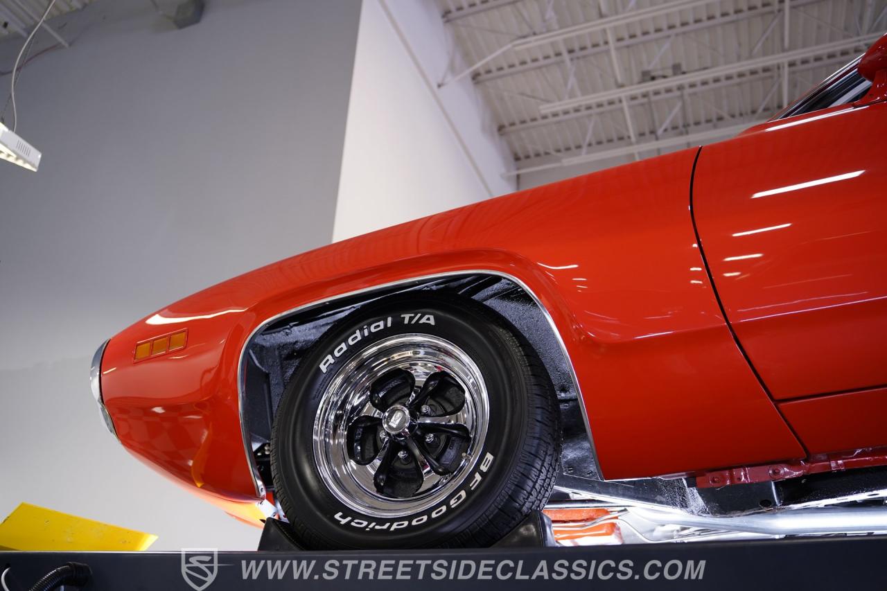1971 Plymouth Road Runner 440 Six Barrel