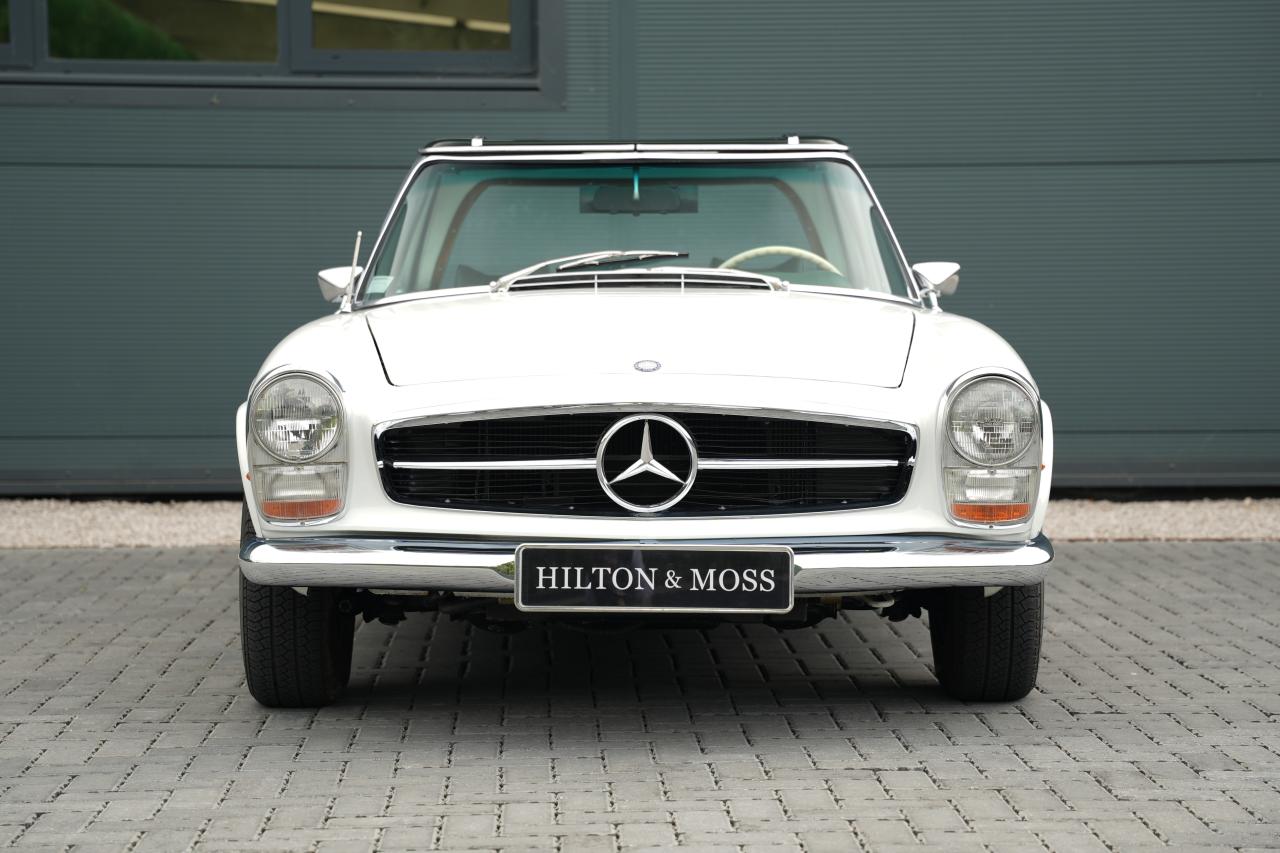 1968 Mercedes - Benz 280 SL