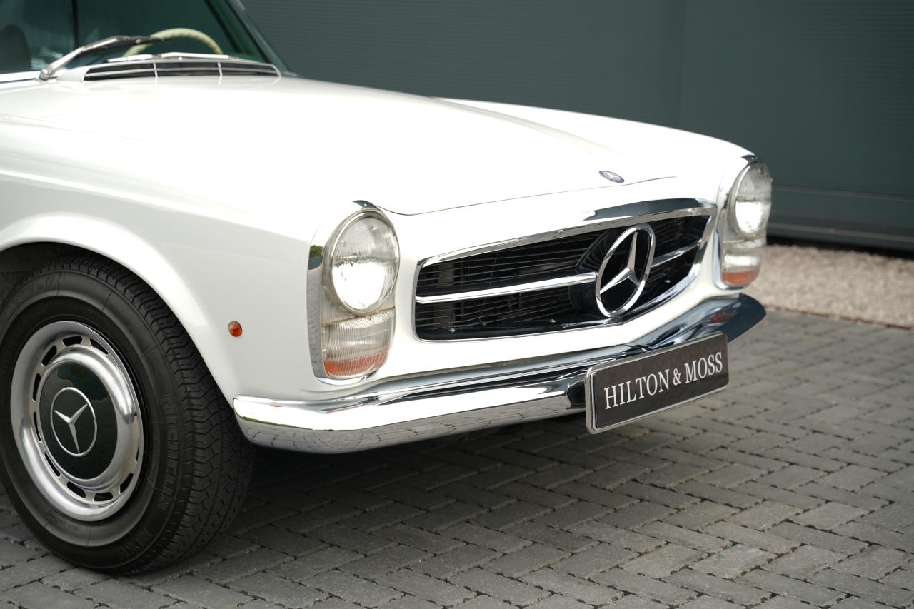 1968 Mercedes - Benz 280 SL