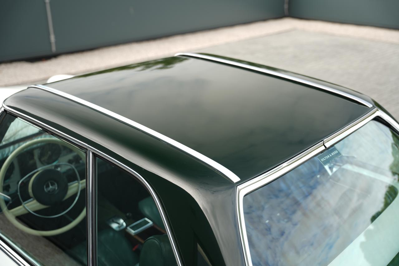 1968 Mercedes - Benz 280 SL