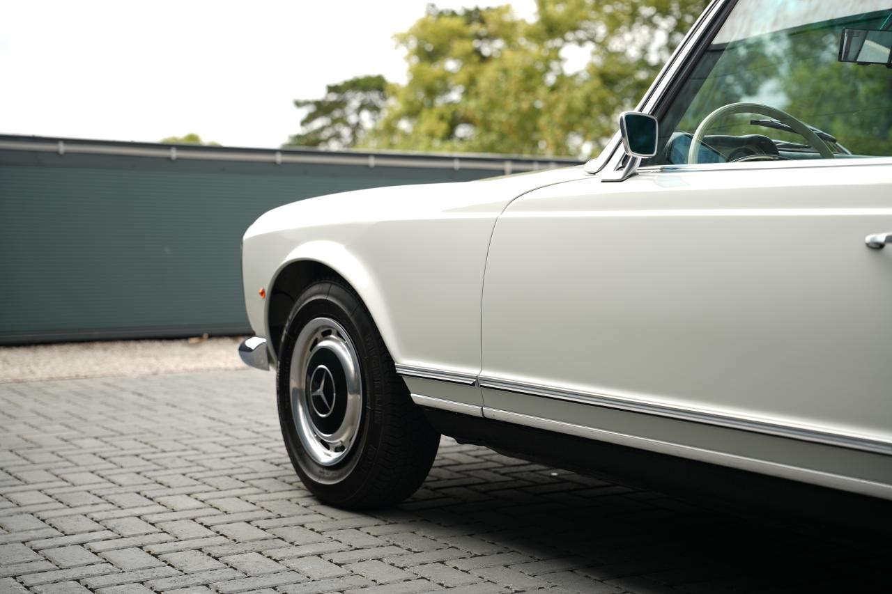 1968 Mercedes - Benz 280 SL