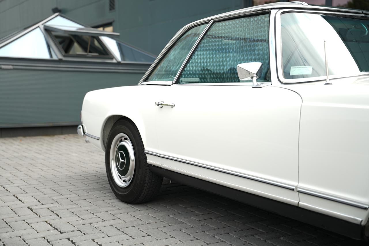 1968 Mercedes - Benz 280 SL