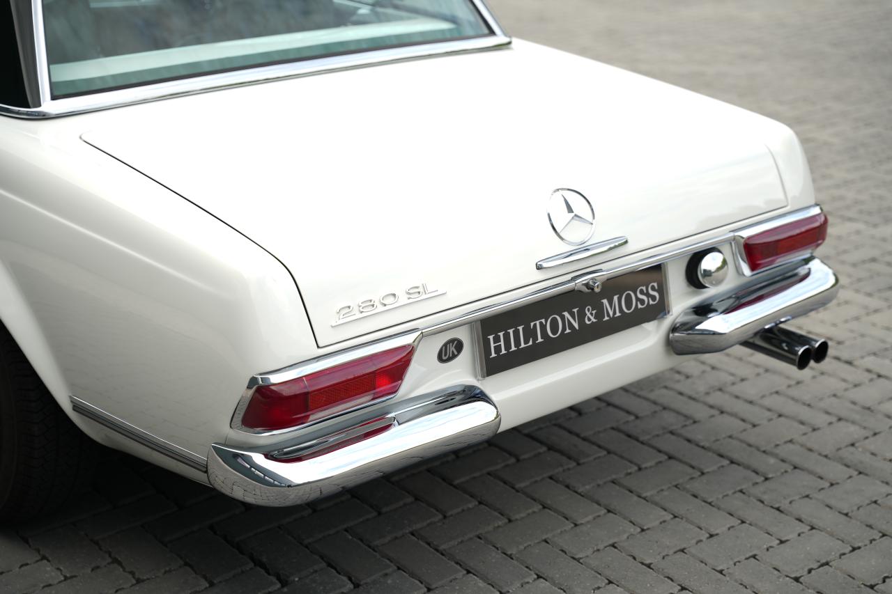 1968 Mercedes - Benz 280 SL