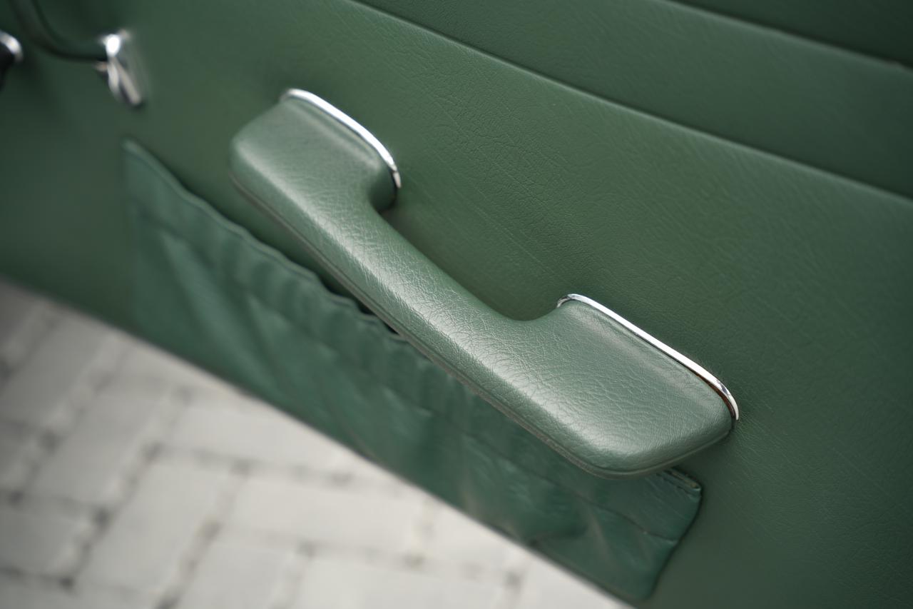 1968 Mercedes - Benz 280 SL