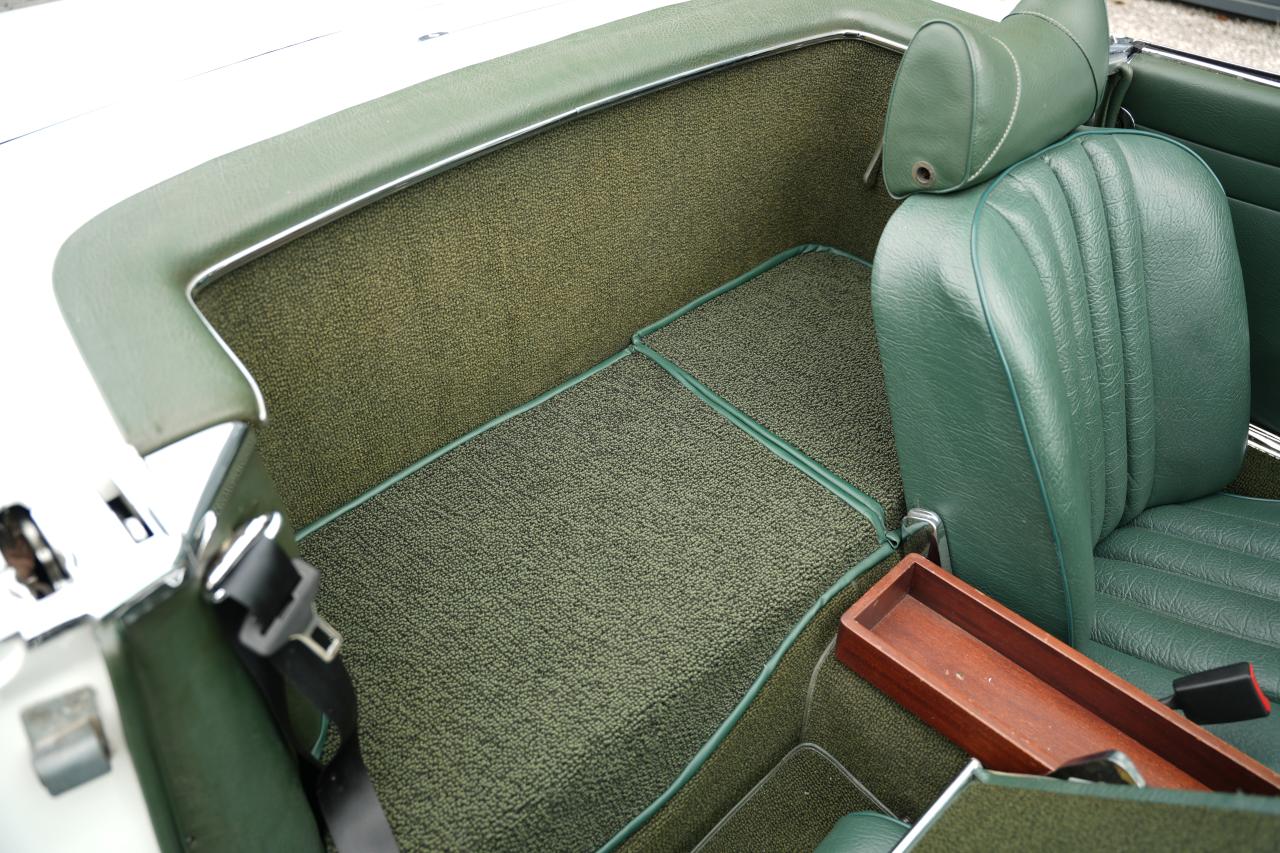 1968 Mercedes - Benz 280 SL
