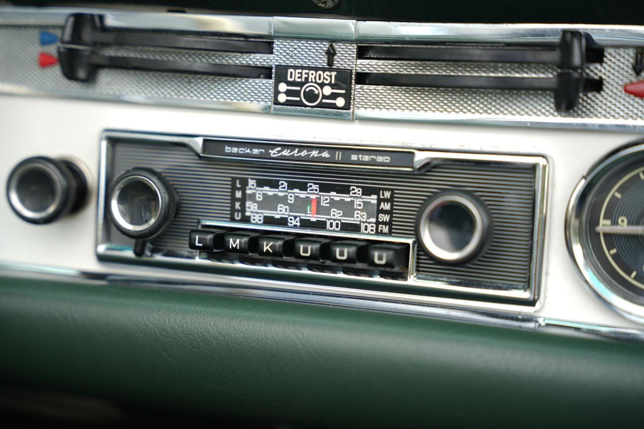 1968 Mercedes - Benz 280 SL
