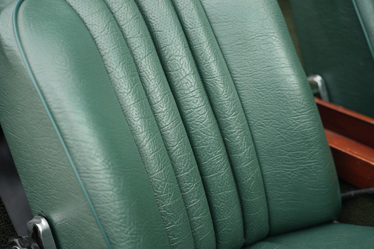 1968 Mercedes - Benz 280 SL