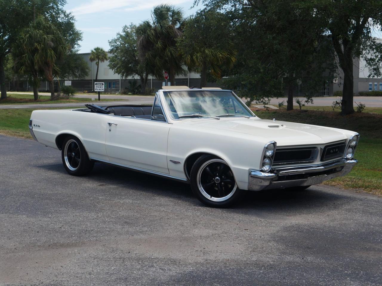1965 Pontiac LeMans GTO Tribute Restomod