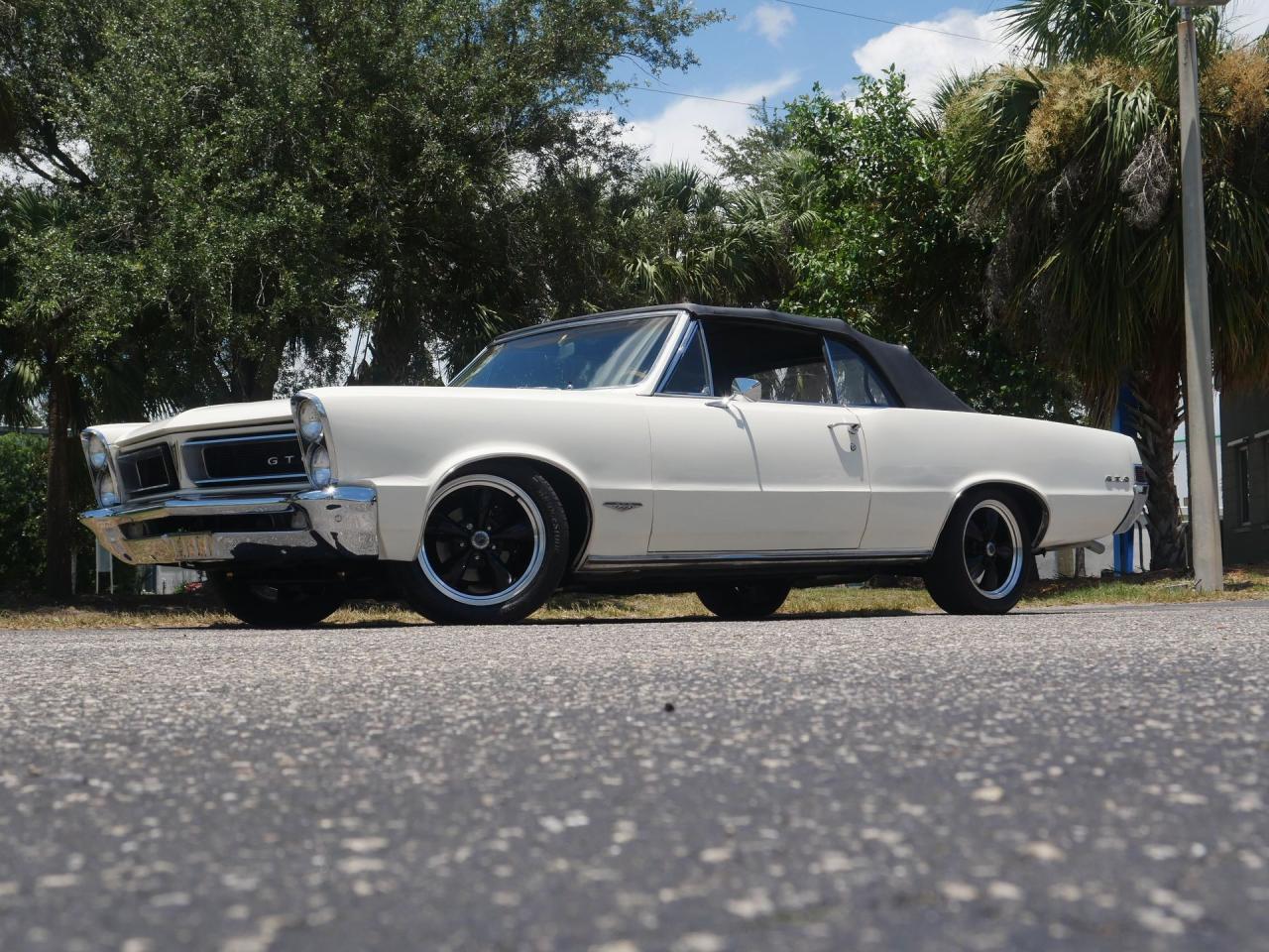 1965 Pontiac LeMans GTO Tribute Restomod