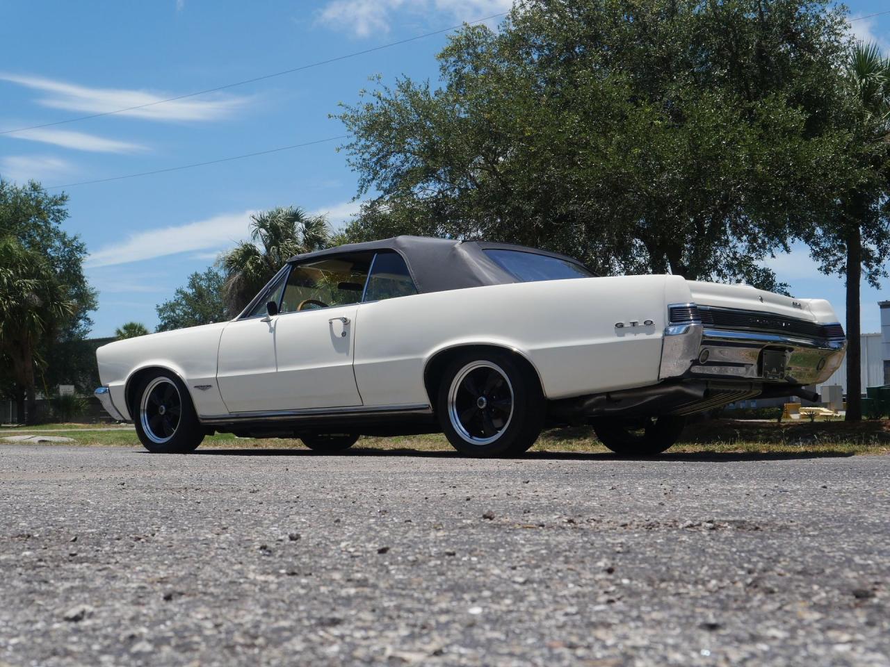 1965 Pontiac LeMans GTO Tribute Restomod