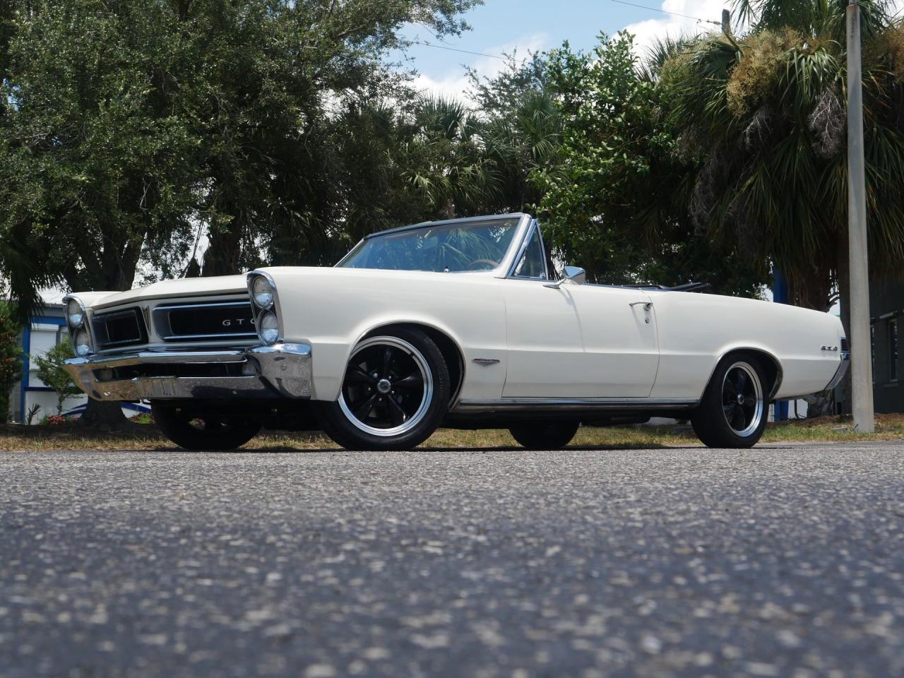 1965 Pontiac LeMans GTO Tribute Restomod