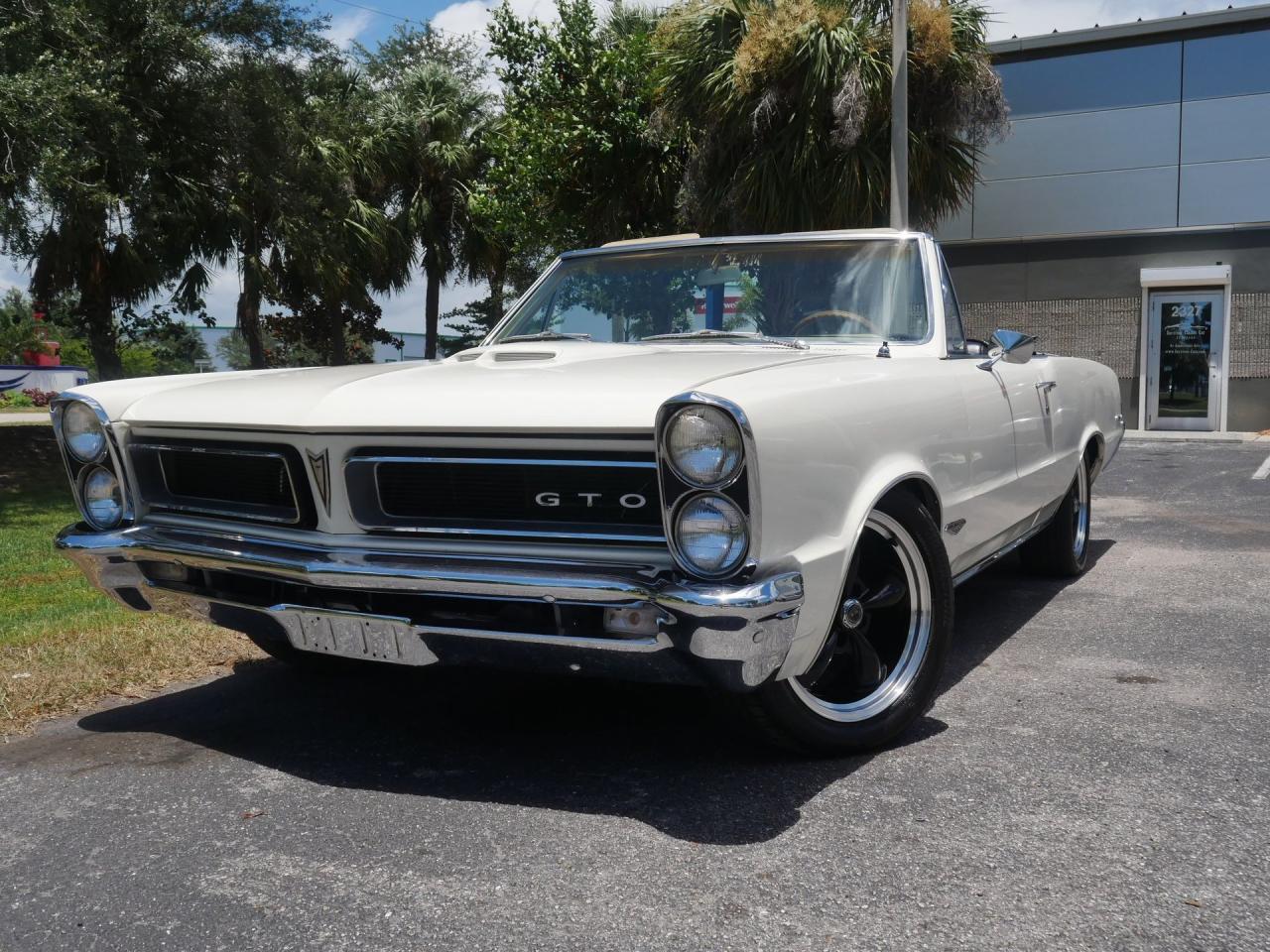 1965 Pontiac LeMans GTO Tribute Restomod