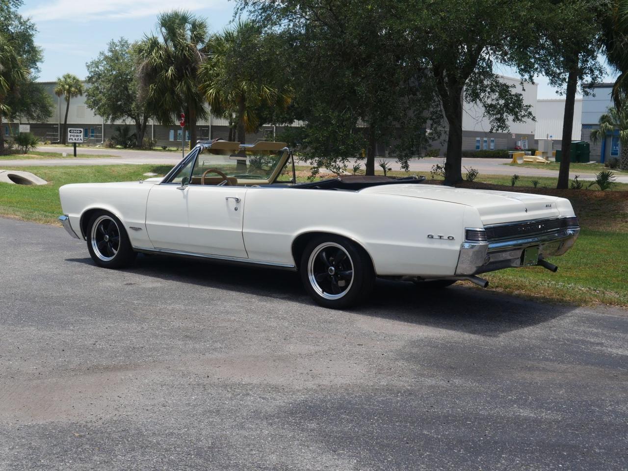 1965 Pontiac LeMans GTO Tribute Restomod