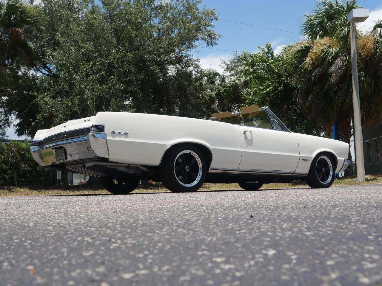 1965 Pontiac LeMans GTO Tribute Restomod