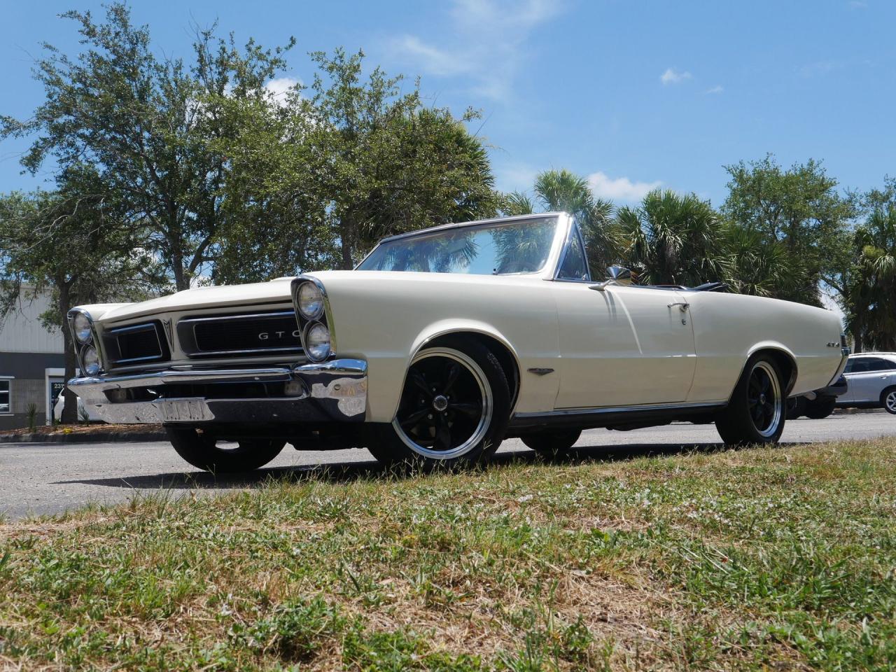 1965 Pontiac LeMans GTO Tribute Restomod
