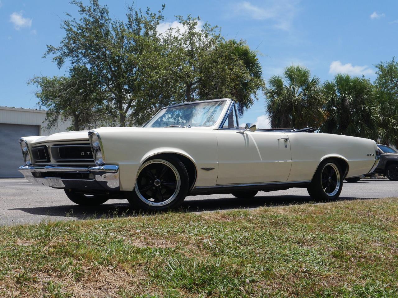 1965 Pontiac LeMans GTO Tribute Restomod