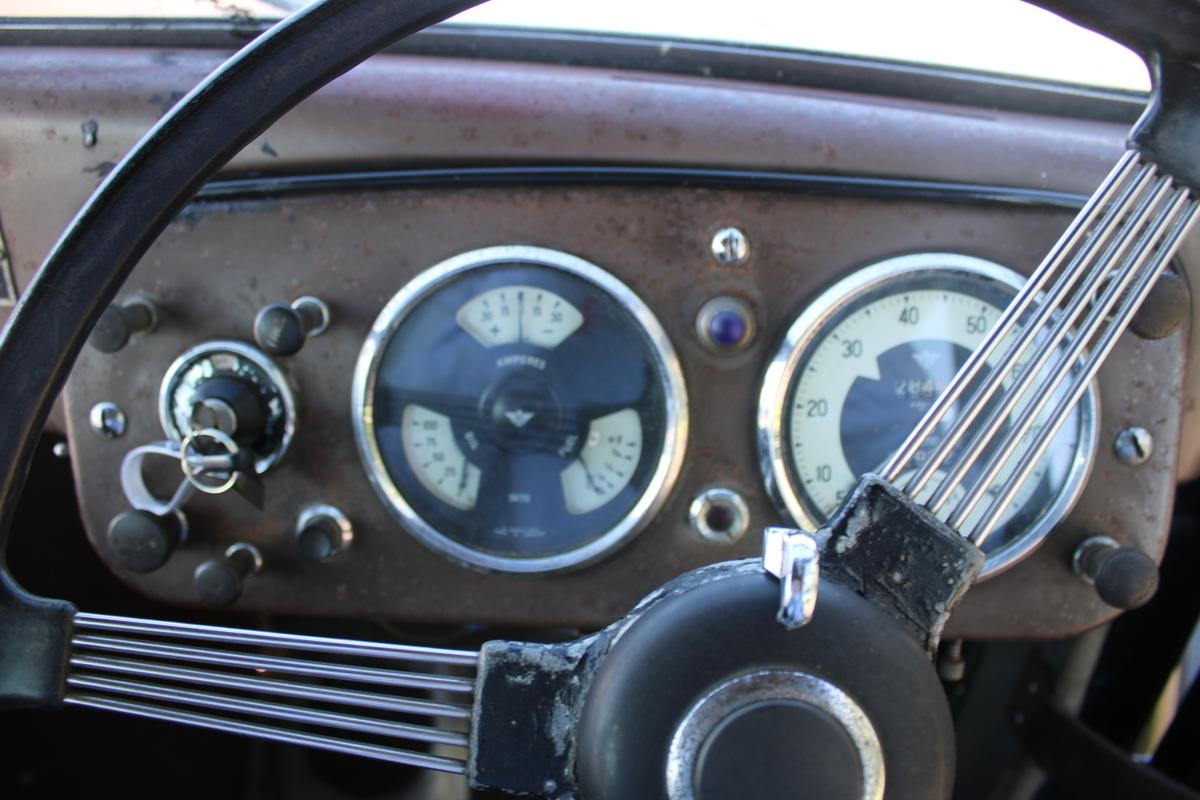 1957 Austin FX 3