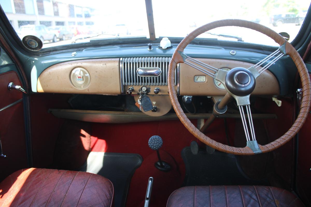 1954 Morris Minor