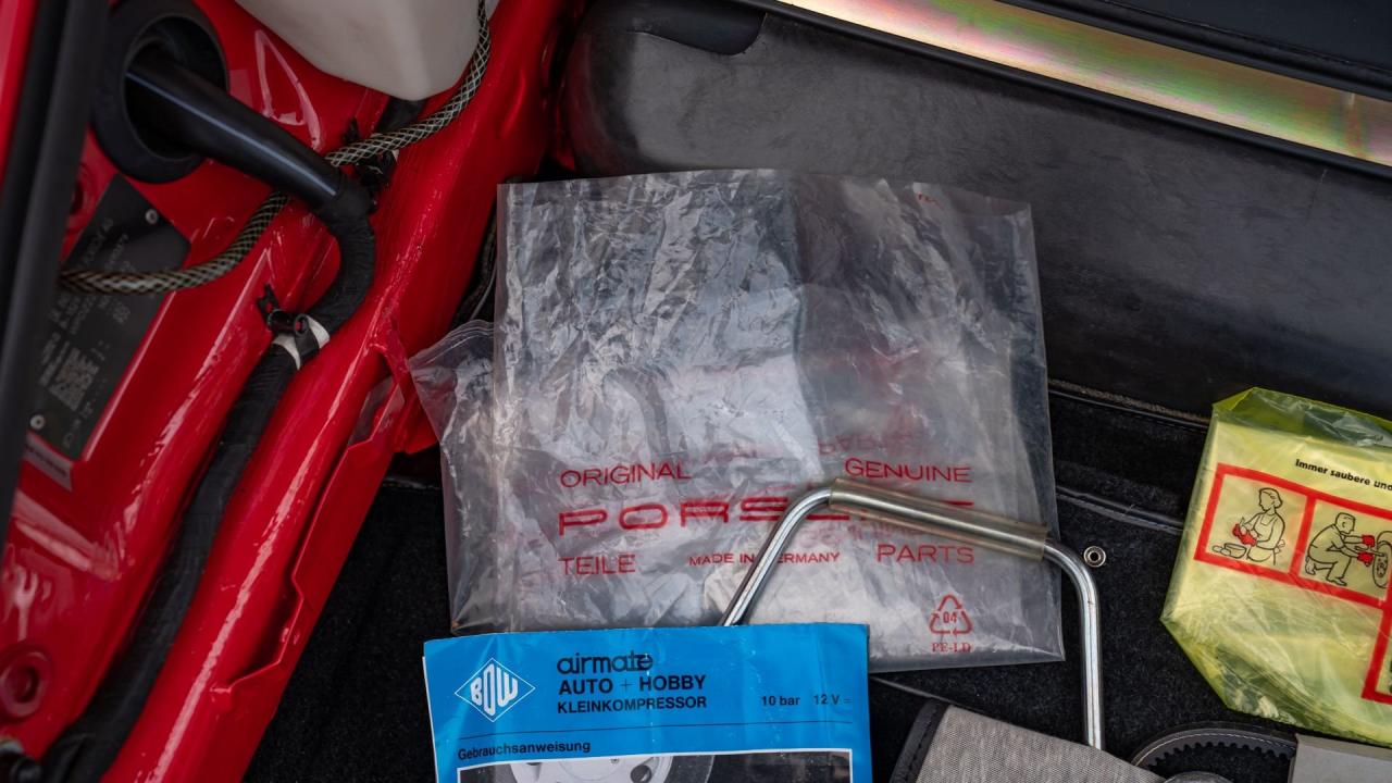 1992 Porsche 911 Carrera RS
