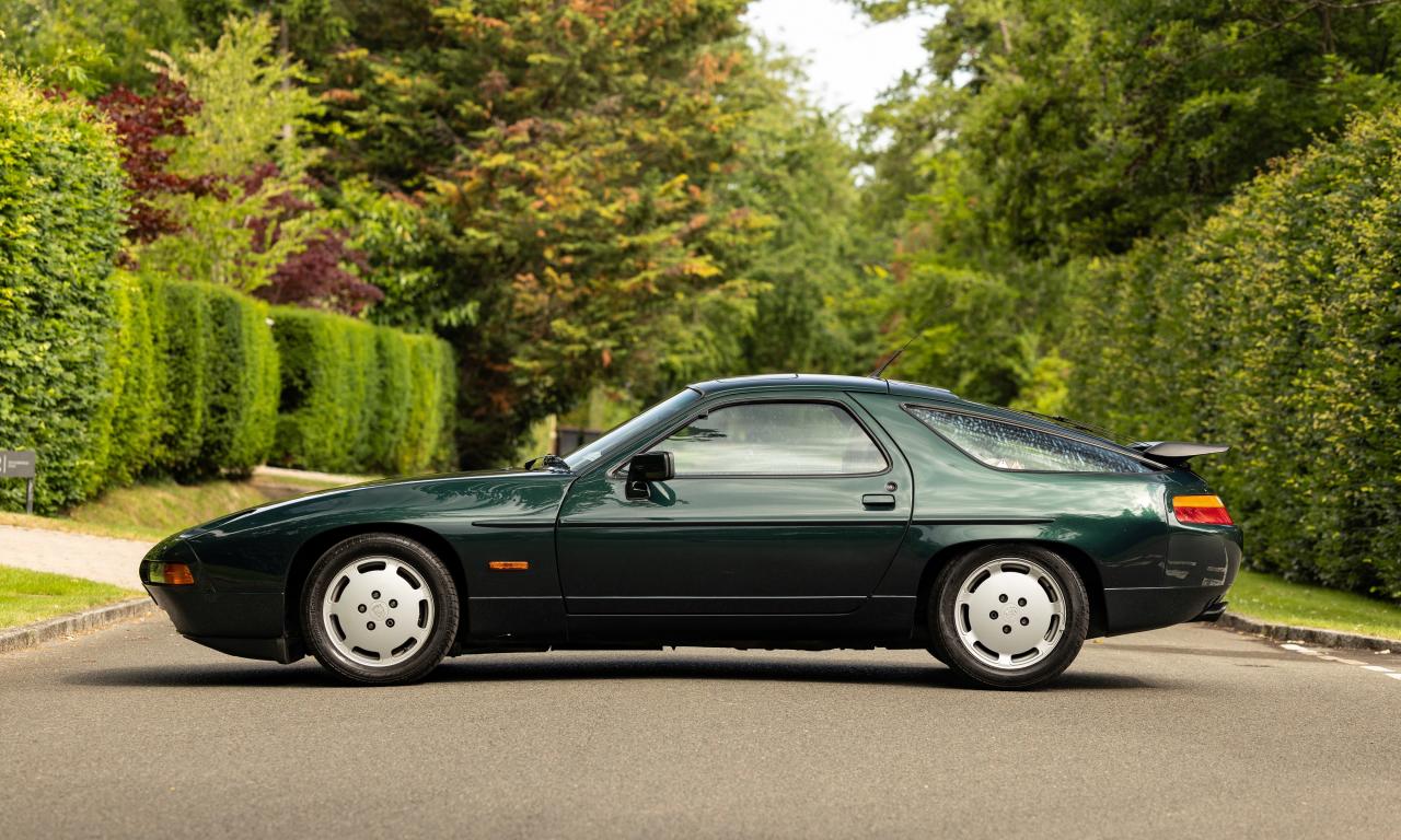 1989 Porsche 928 S4