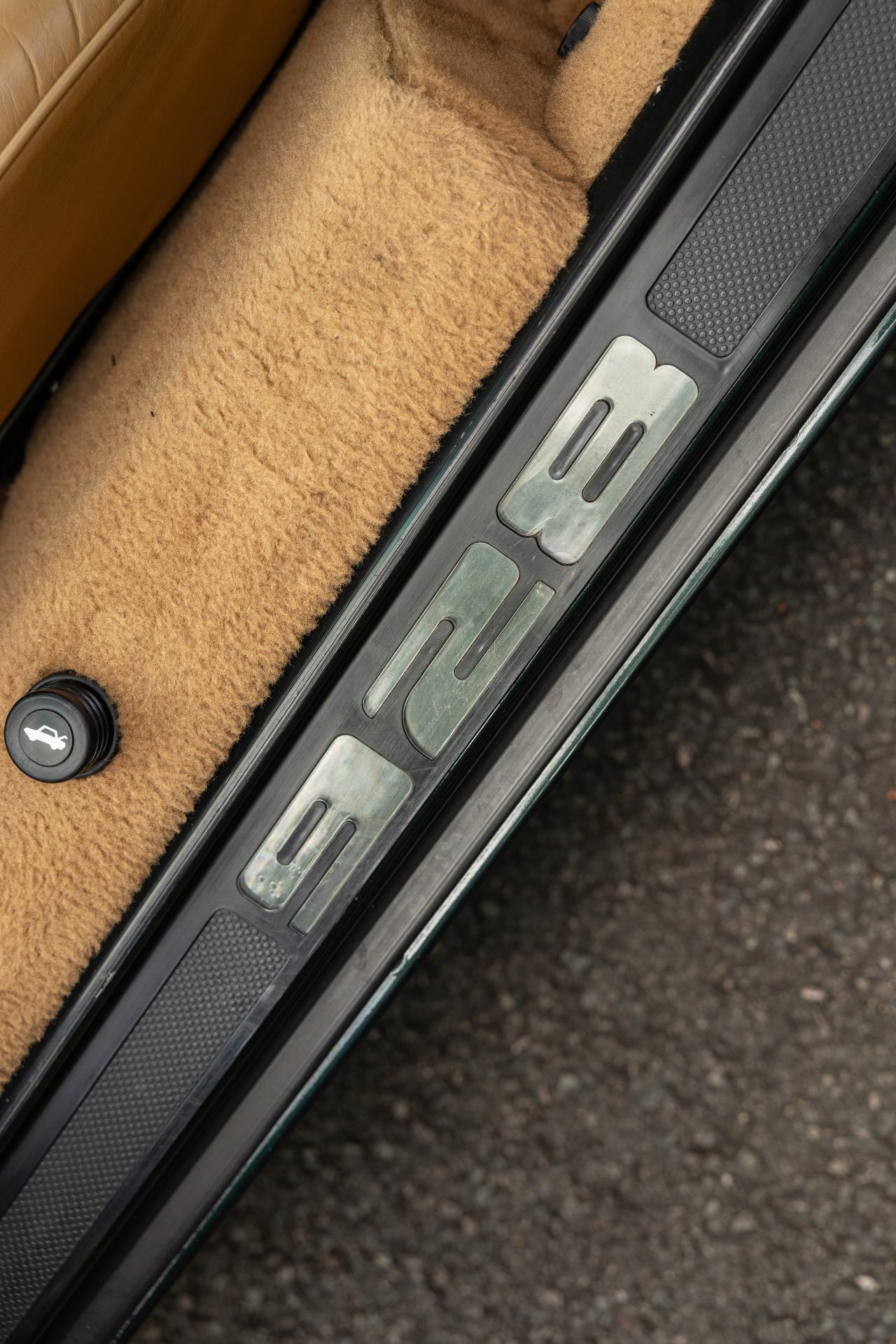 1989 Porsche 928 S4