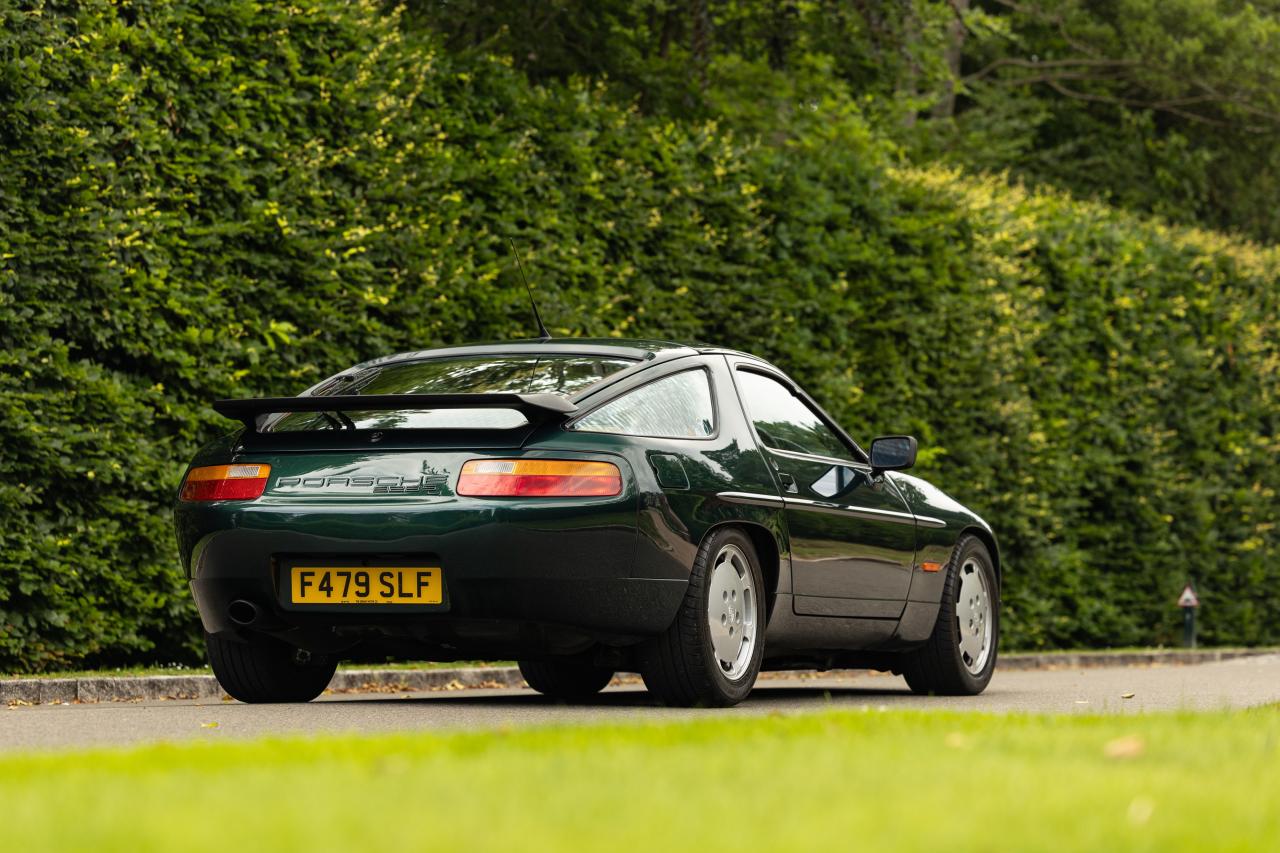 1989 Porsche 928 S4