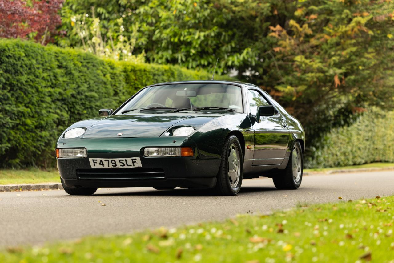 1989 Porsche 928 S4