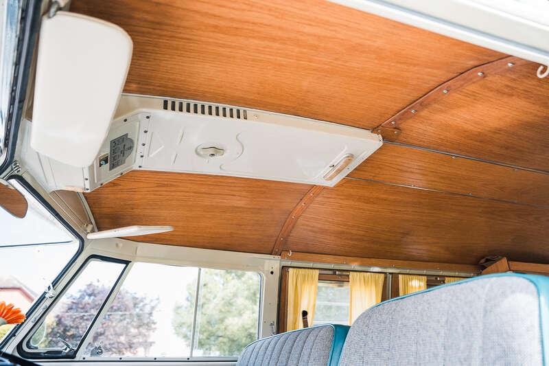 1966 Volkswagen TYPE 2 T1 DOUBLE-DOOR SUNDIAL CAMPER