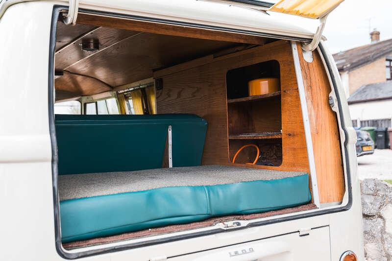 1966 Volkswagen TYPE 2 T1 DOUBLE-DOOR SUNDIAL CAMPER