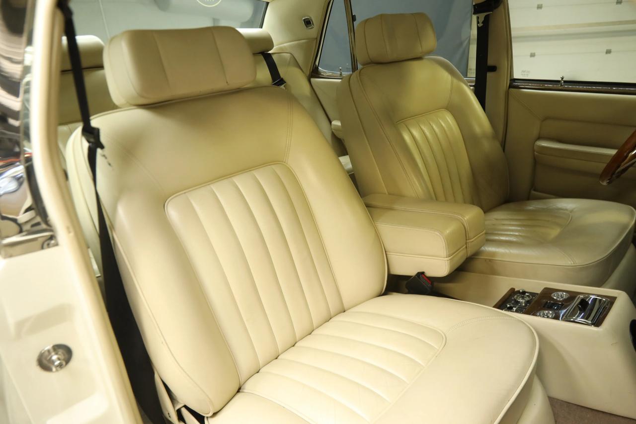 1984 Bentley Eight Saloon &ldquo;Acrylic White over Parchment&rdquo;