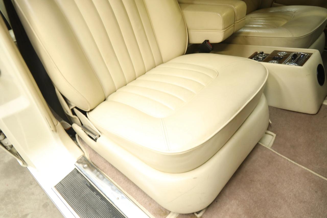1984 Bentley Eight Saloon &ldquo;Acrylic White over Parchment&rdquo;