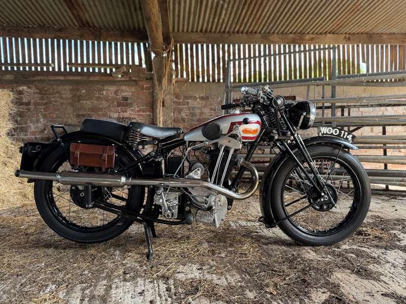 1935 MONTGOMERY GREYHOUND JAP