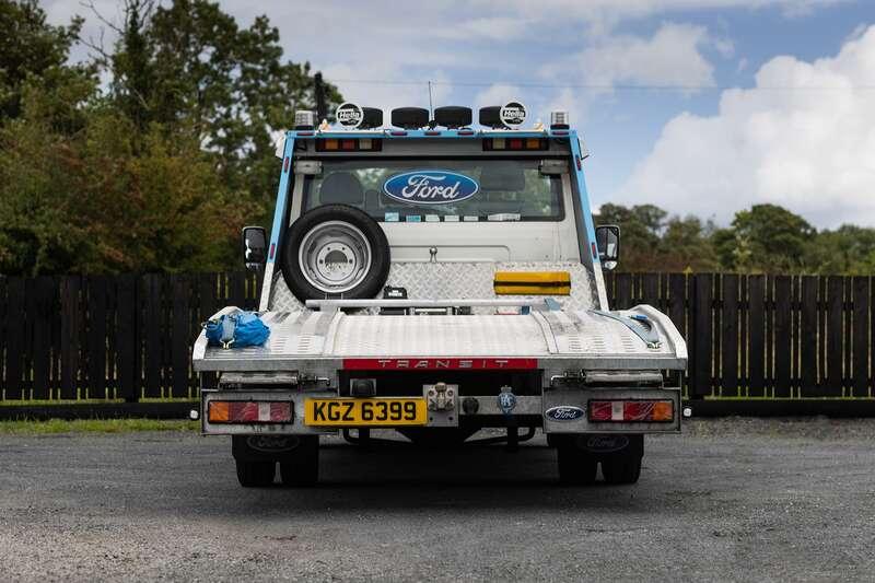 2005 Ford RECOVERY TRUCK