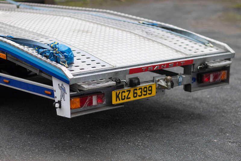 2005 Ford RECOVERY TRUCK