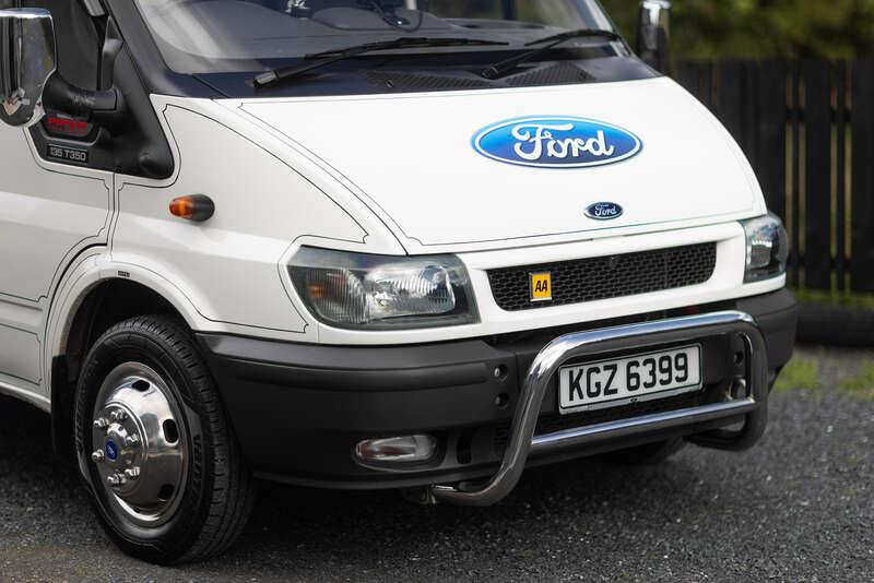 2005 Ford RECOVERY TRUCK
