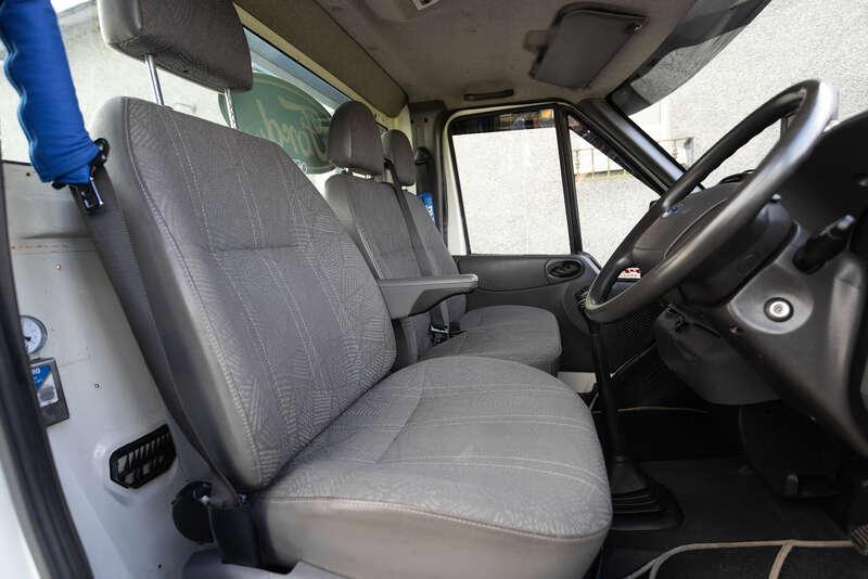 2005 Ford RECOVERY TRUCK