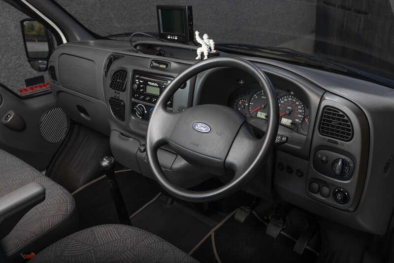 2005 Ford RECOVERY TRUCK