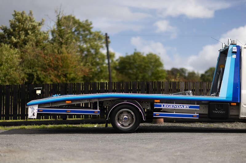2005 Ford RECOVERY TRUCK