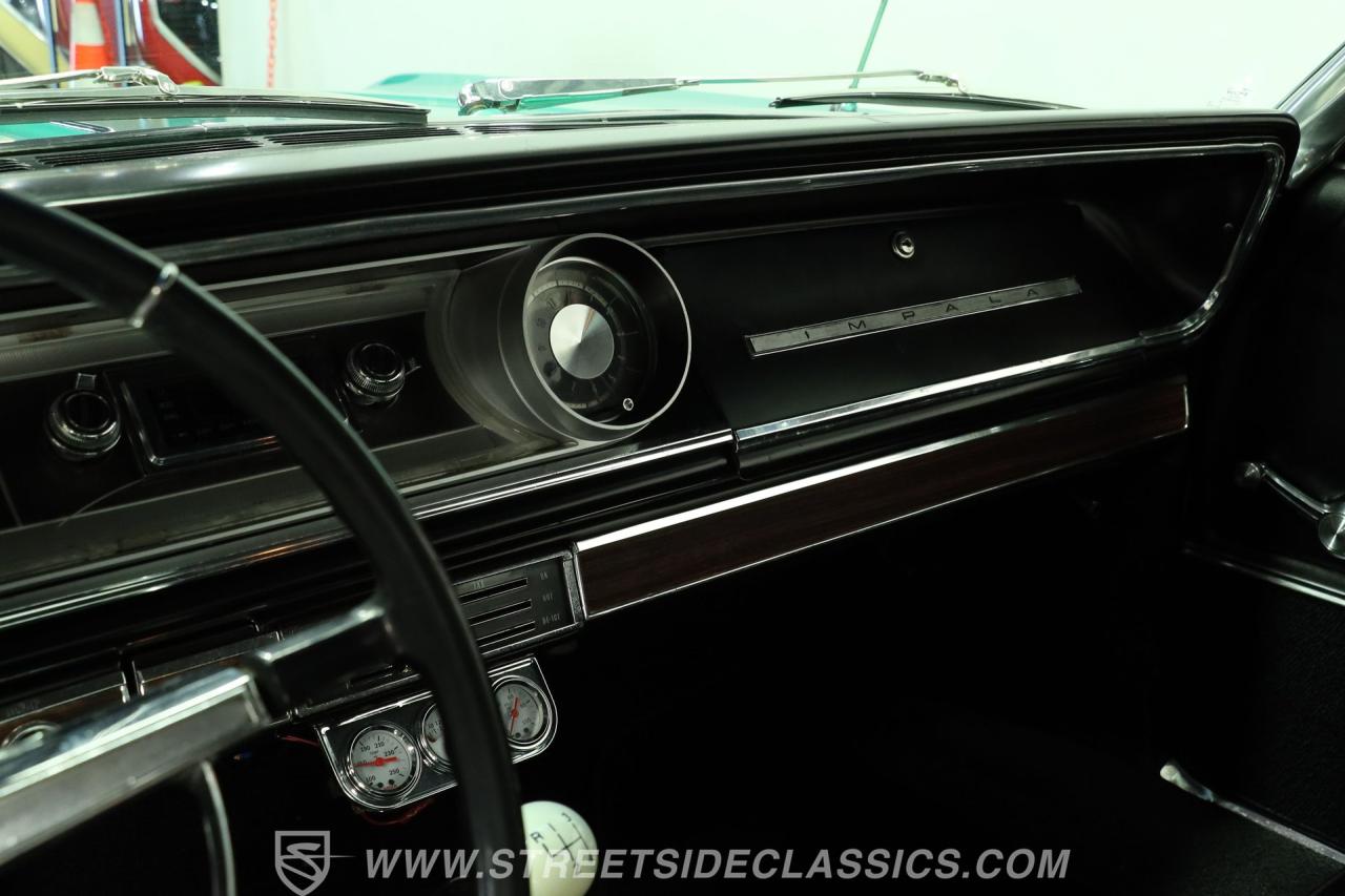 1965 Chevrolet Impala SS Tribute