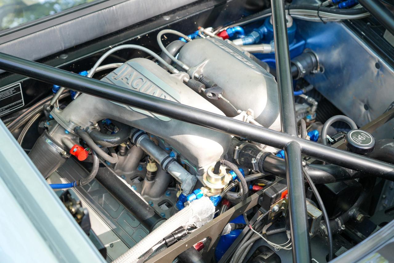 1993 Jaguar XJ220