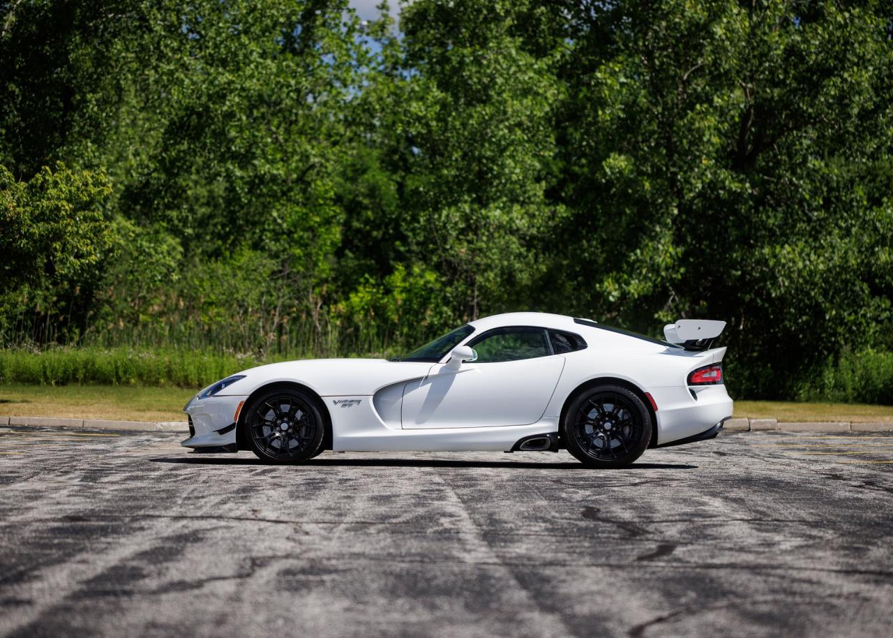2016 Dodge Viper GTC